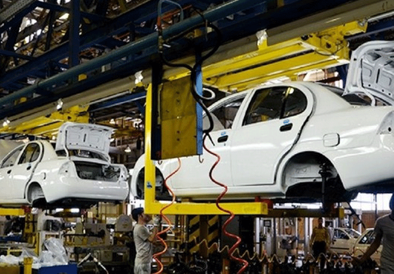 عملکرد خودروسازان در نیمه اول سال‌جاری: کاهش فروش، رشد درآمد